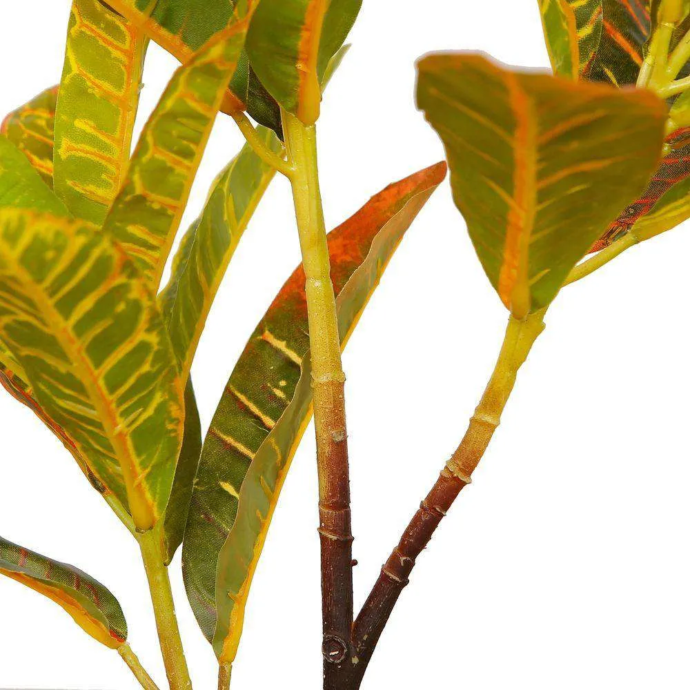 Plante en pot crotons artificiels