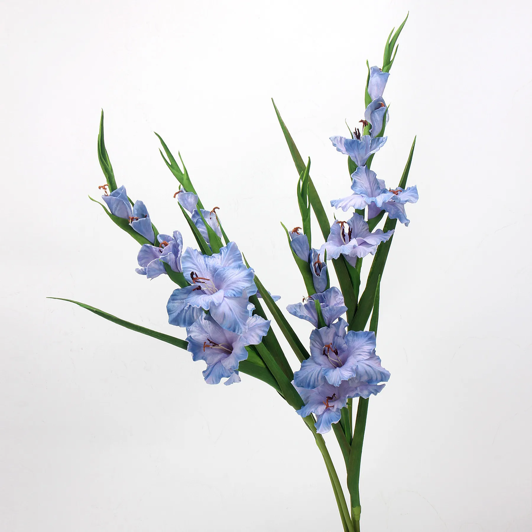 The application of silk flower wedding bouquets