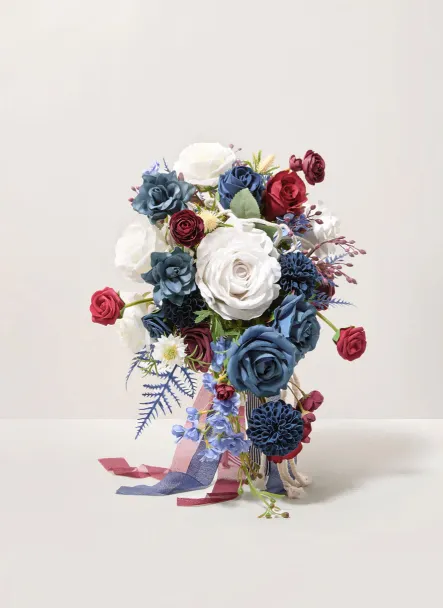 Bouquet de monolithe bleu klein