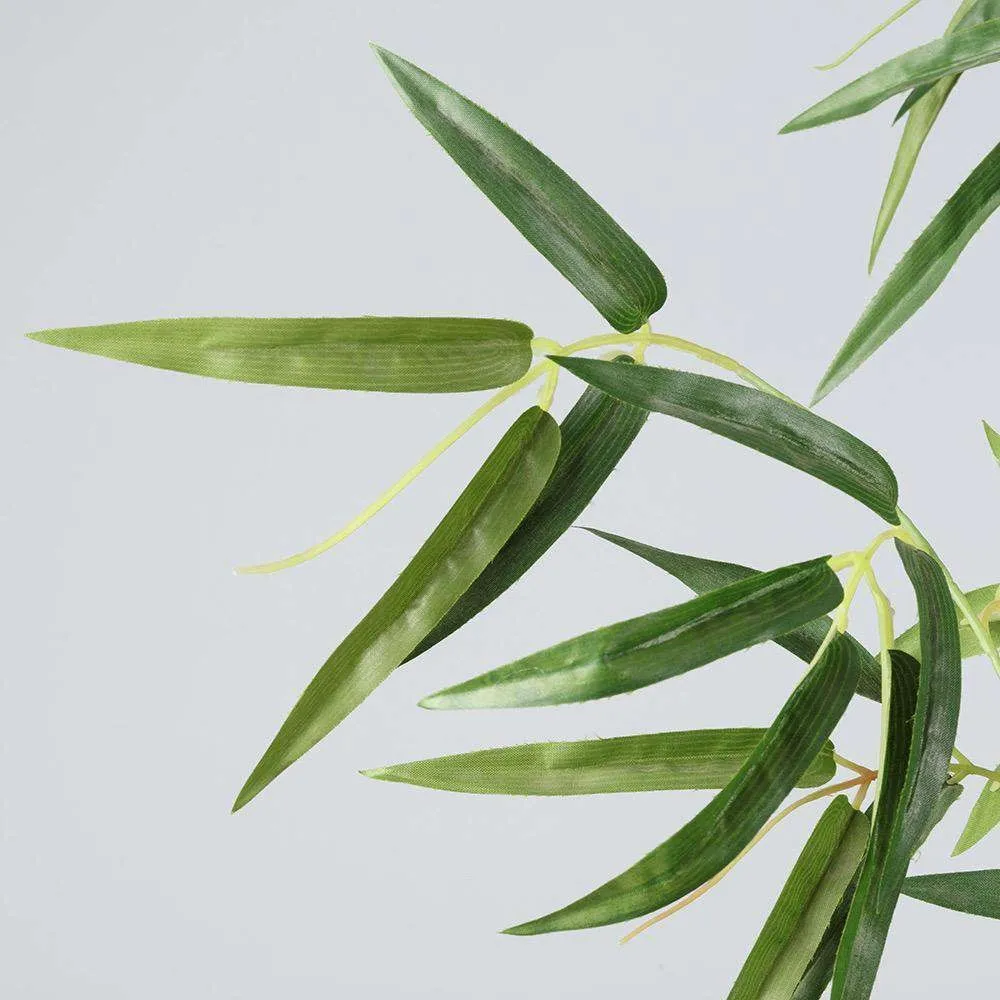Plante en pot en bambou artificiel